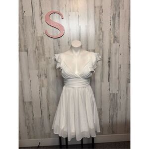 Forolay white fit and flare dress size small